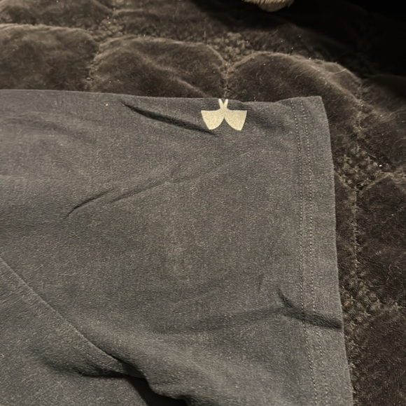 Under Armour, black and camo united T-shirt size XXL. - Picture 4 of 5